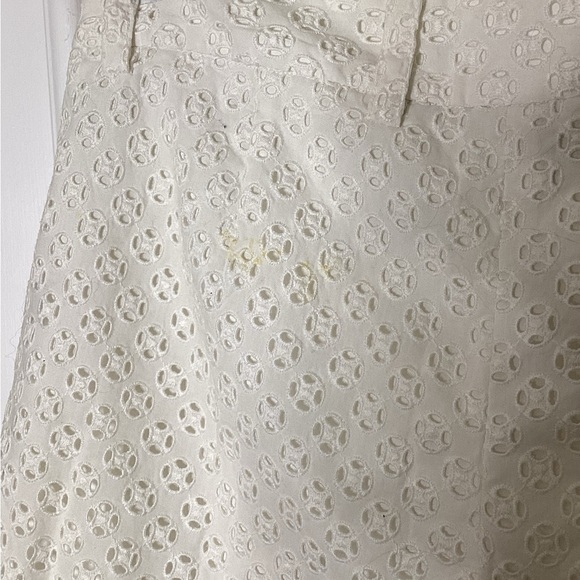 DVF Eyelet shorts - Picture 3 of 5